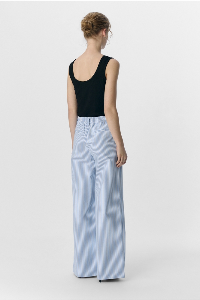 OBJLISA WIDE PANT AOP NOOS 23040544 Cloud Dancer/Cornflower Blue